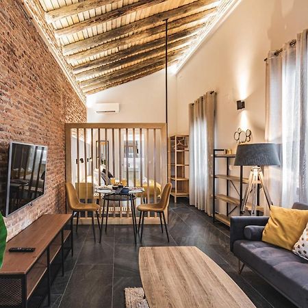 Apartamentos Caceres Central Suites エクステリア 写真