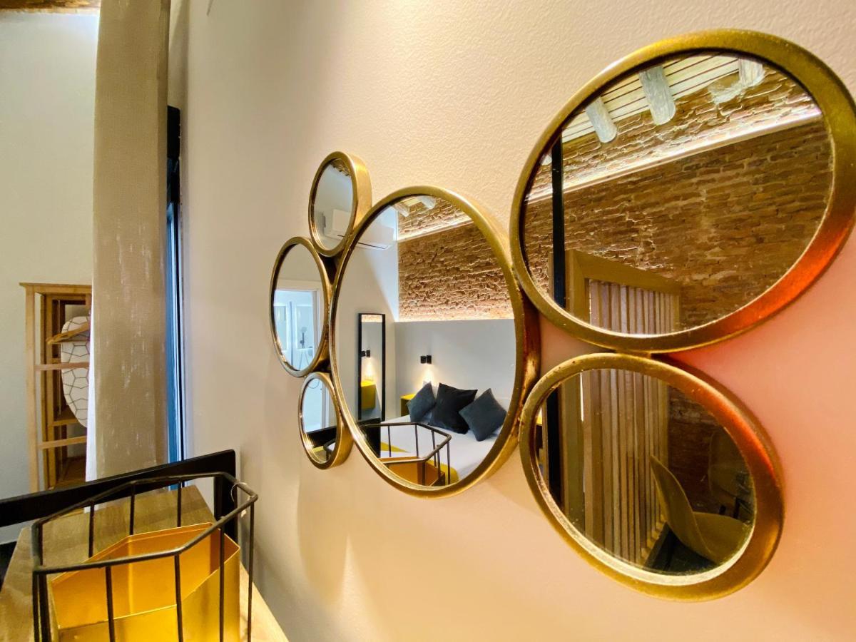 Apartamentos Caceres Central Suites エクステリア 写真